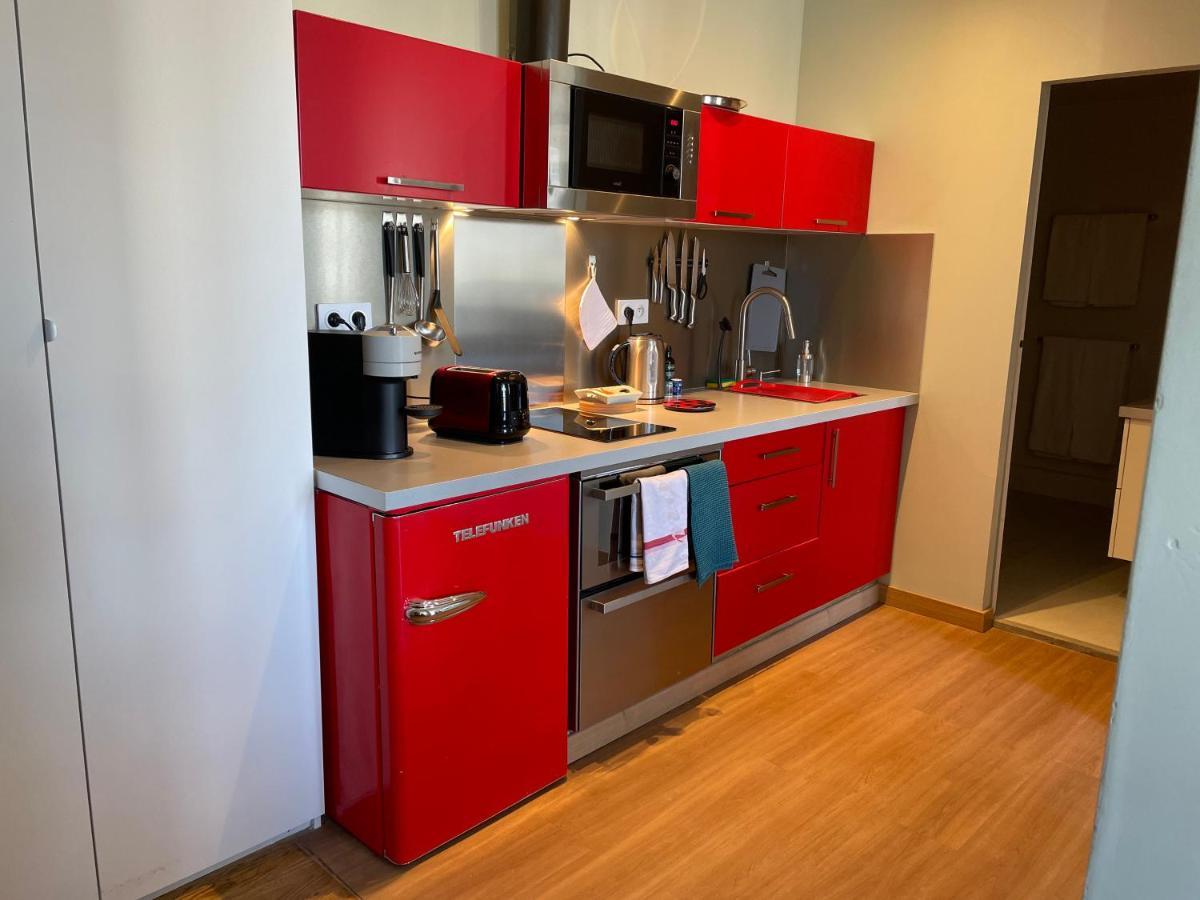 Appartement Mignon Calme Douillet Ascenseur Clim Etage Eleve Proche Parking Et Toutes Commodites Au Coeur Du Toulon Historique Bagian luar foto