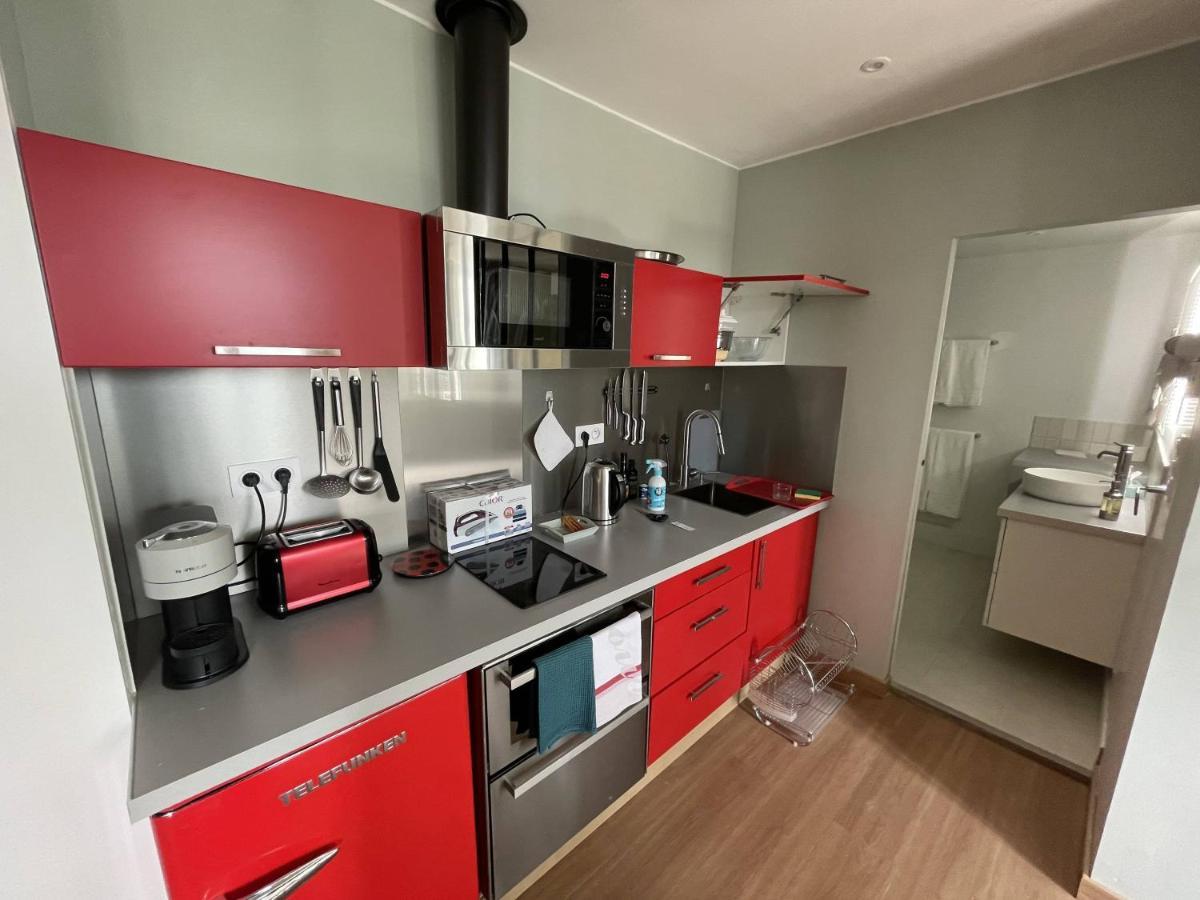 Appartement Mignon Calme Douillet Ascenseur Clim Etage Eleve Proche Parking Et Toutes Commodites Au Coeur Du Toulon Historique Bagian luar foto