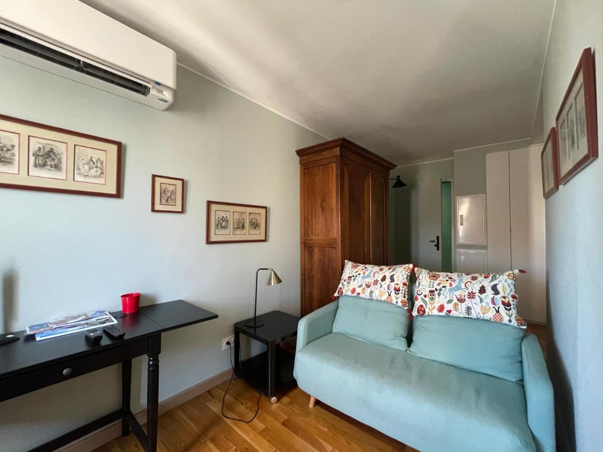 Appartement Mignon Calme Douillet Ascenseur Clim Etage Eleve Proche Parking Et Toutes Commodites Au Coeur Du Toulon Historique Bagian luar foto